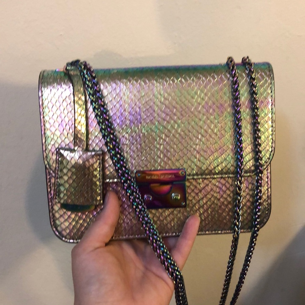 Henri bendel bag